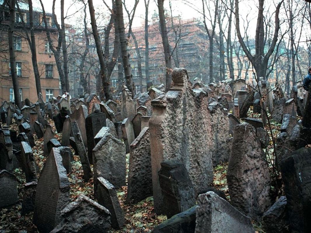 Cemetery_1.jpg