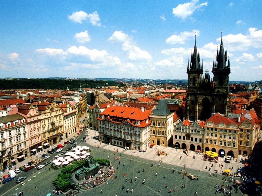 OldTownSquare_4.jpg