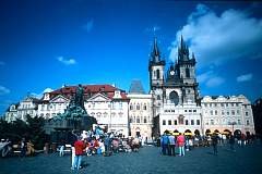 OldTownSquare_1.jpg